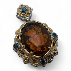 Silver Pendant With Flower Stone