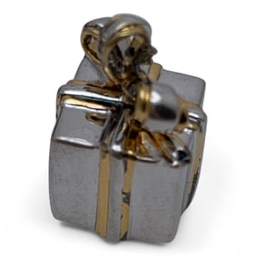 Sterling Silver Present Pendant