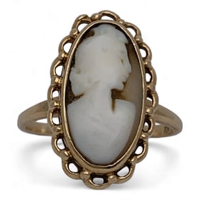 10k Gold Cameo Ring