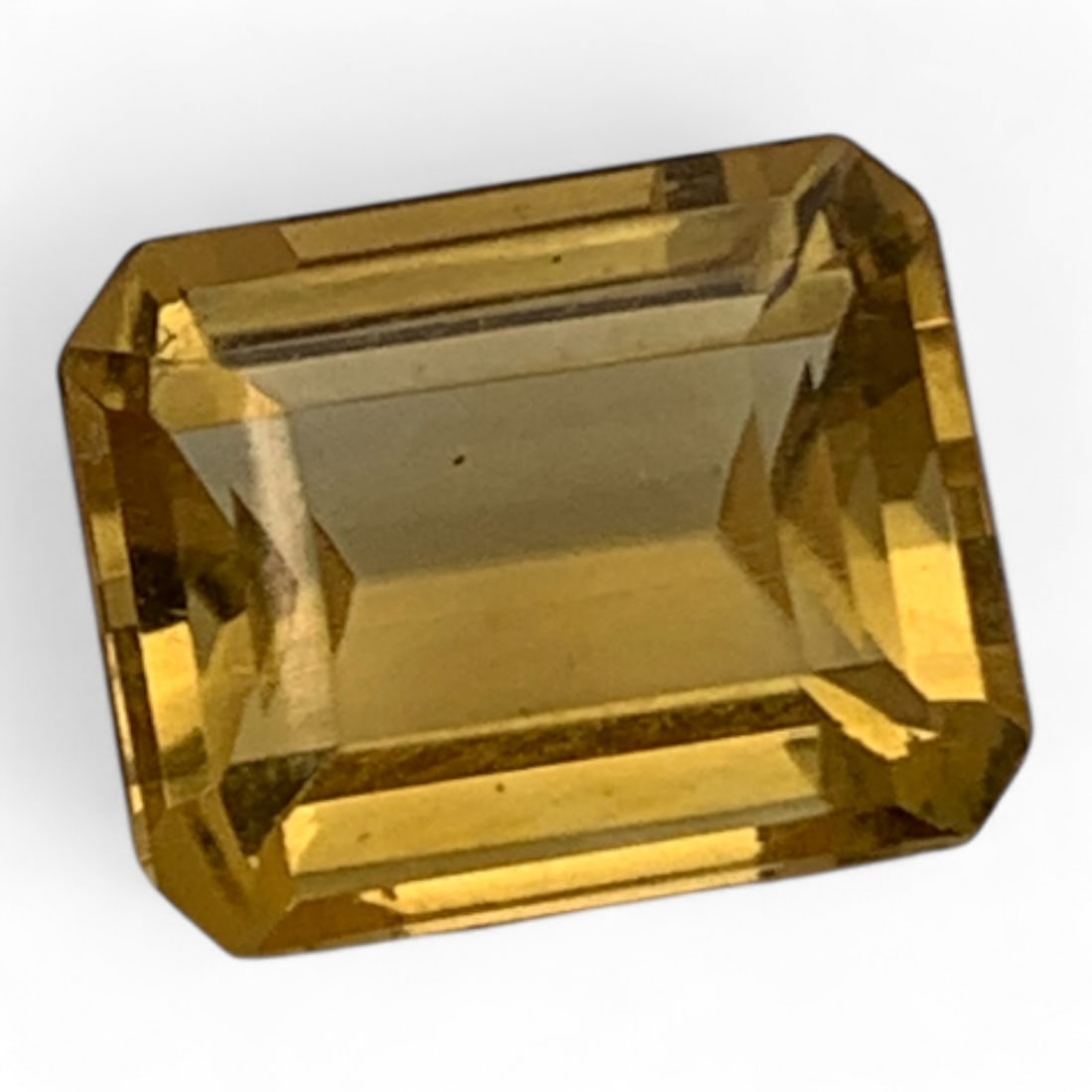Faceted Yellow Citrine Gemstone (1 of 3)