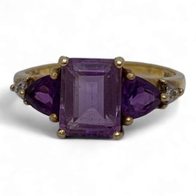 10k Gold, Diamond & Amethyst Ring
