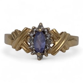 14k Gold Ring With Diamonds And Purple Stone