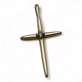 10k Gold And Diamond Cross Pendant