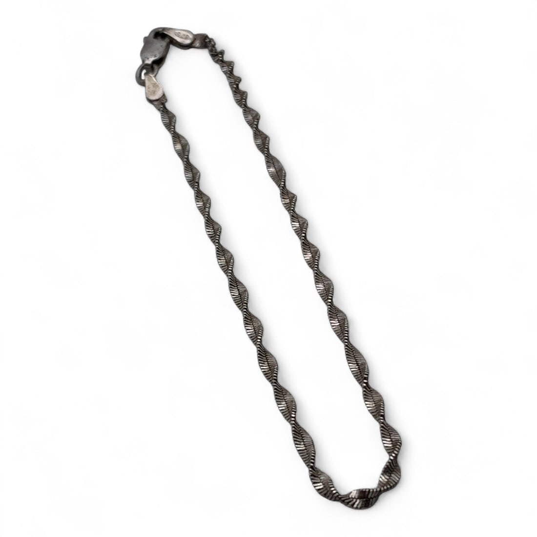 Sterling Silver Bracelet: Marked 925 - 7 7/8" Long - 2.2 Grams