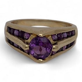 14k Yellow Gold And Amethyst Ring
