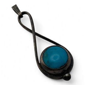 Sterling Silver & Blue Stone Pendant