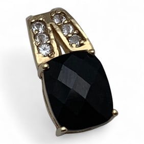 10k Gold Pendant With Clear Stones & Faceted Stone