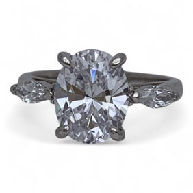 Sterling Silver Ring With Clear Stones