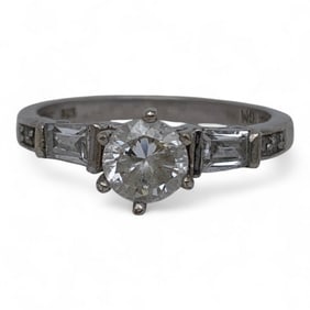 Sterling Silver Ring With Clear Stones