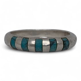 Sterling Silver Ring With Inlaid Blue Tones