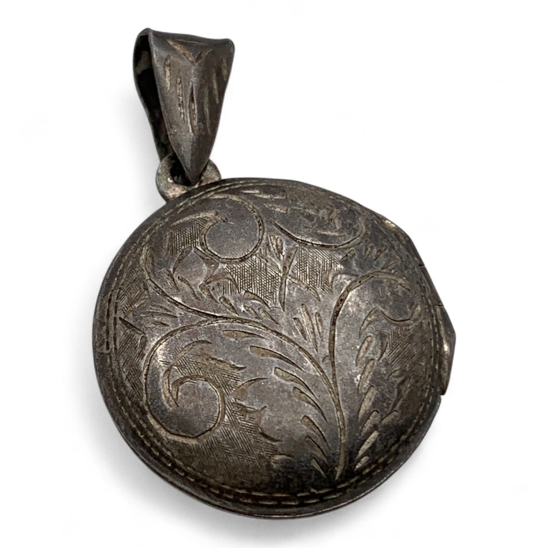 Sterling Silver Pendant Locket: Marked 925 - 1 1/8" Long - 4.1 Grams