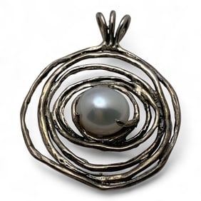 Sterling Silver & Pearl Pendant