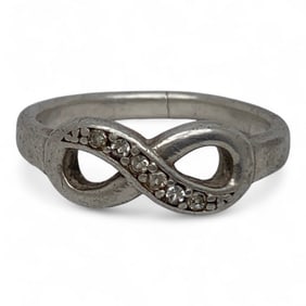 Sterling Silver And Black Clear Stone Ring