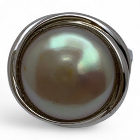 Sterling Silver And Pearl Ring