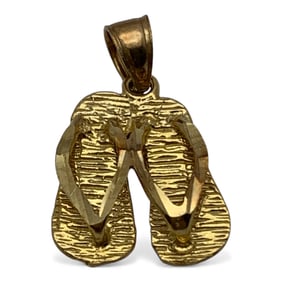 10k Yellow Gold Sandal Pendant
