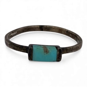 Sterling Silver & Green Stone Ring