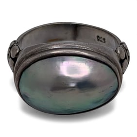 Sterling Silver & Pearl Ring