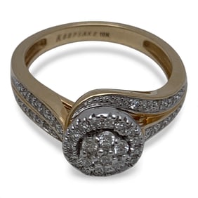 10k Yellow Gold & Diamond Ring