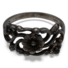 Silver Floral Ring