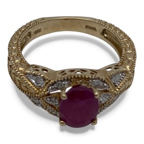 10k Yellow Gold Diamond & Ruby Ring