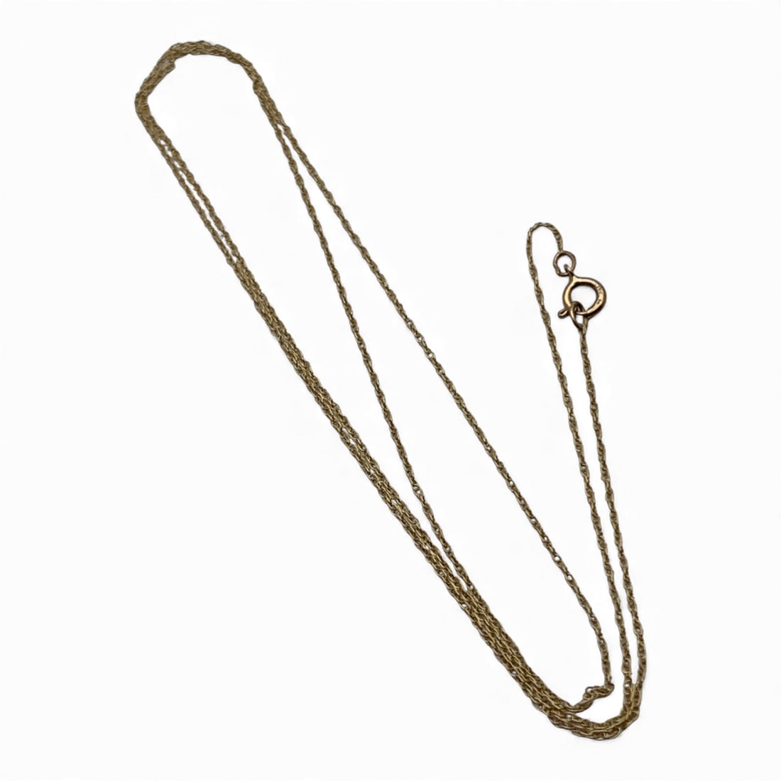 10k Yellow Gold Chain Necklace: Marked 10k - 18" Long - 0.3 Dwt