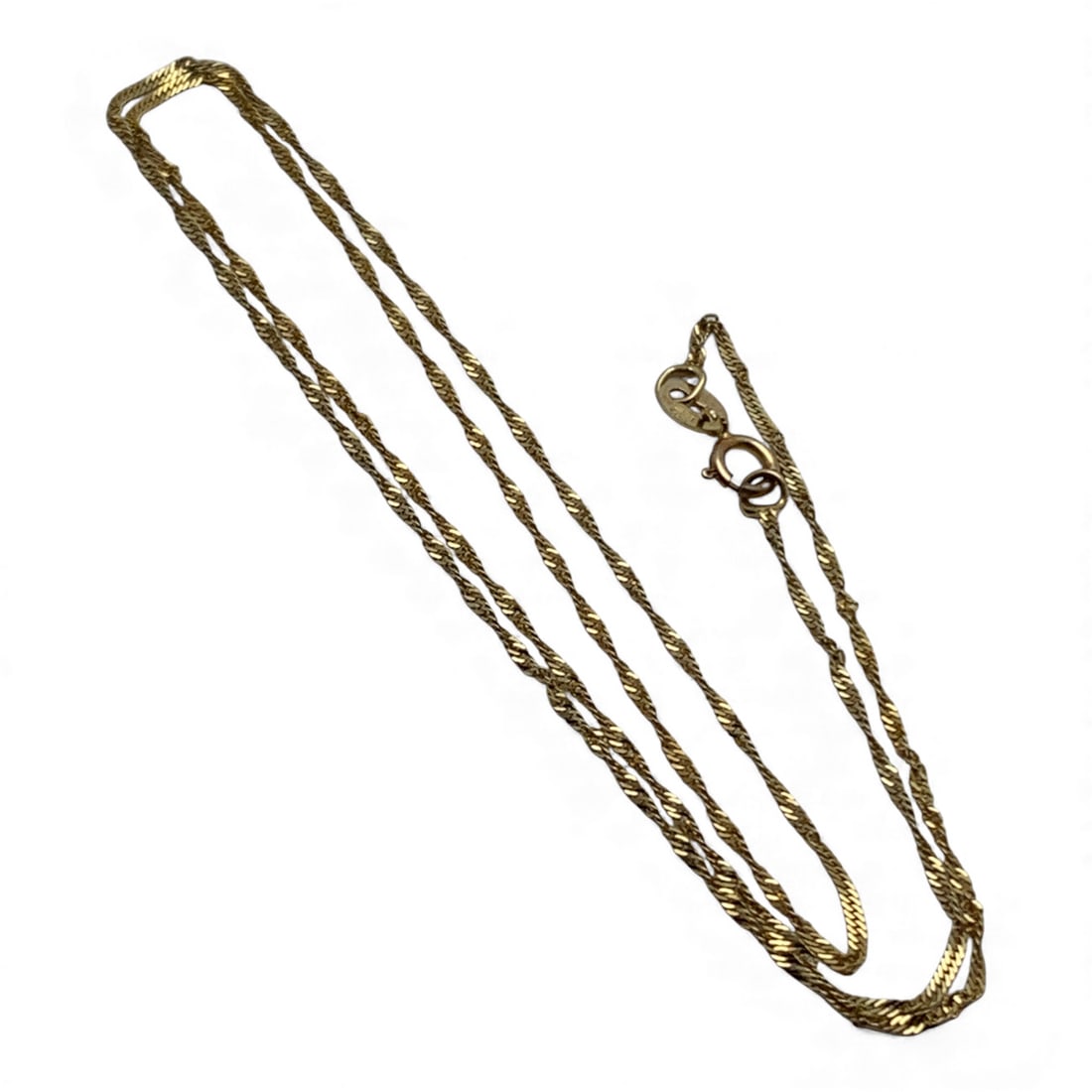 14k Yellow Gold Chain Necklace: Marked 14k - 16" Long - 0.5 Dwt