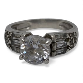 Sterling Silver Ring With Clear Stones
