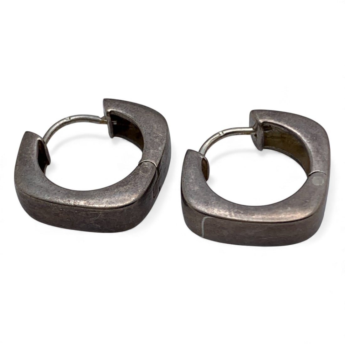 Pair Of Sterling Silver Earrings: Marked 925 - 3/4" Long - 6.3 Grams