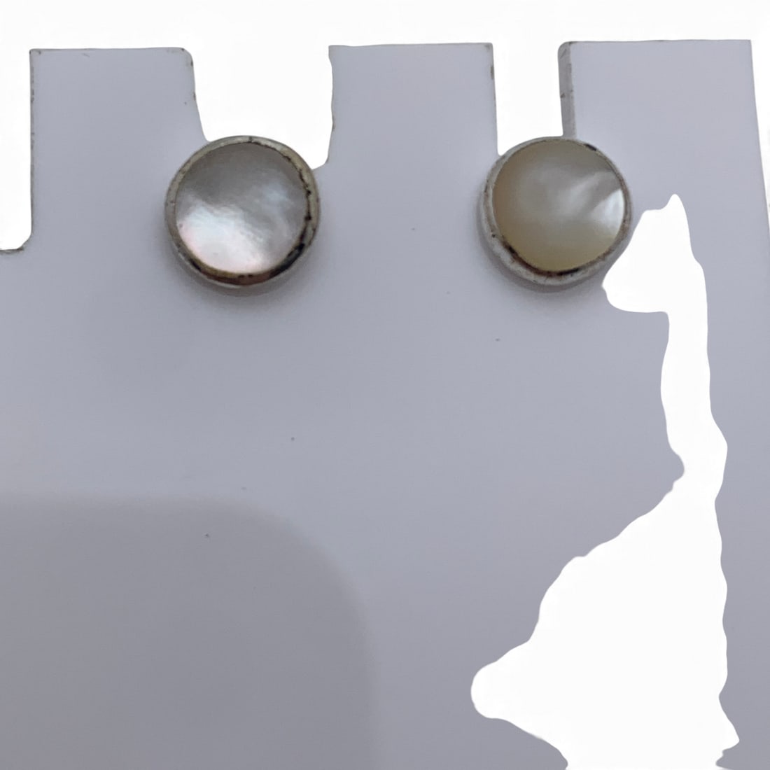 Sterling Silver & Mother Of Pearl Earrings: Marked 925 - 1/4" Long - 0.9 Grams