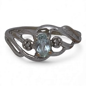 10k White Gold Diamond & Blue Tourmaline Ring