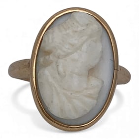 10k Yellow Gold Cameo Ring