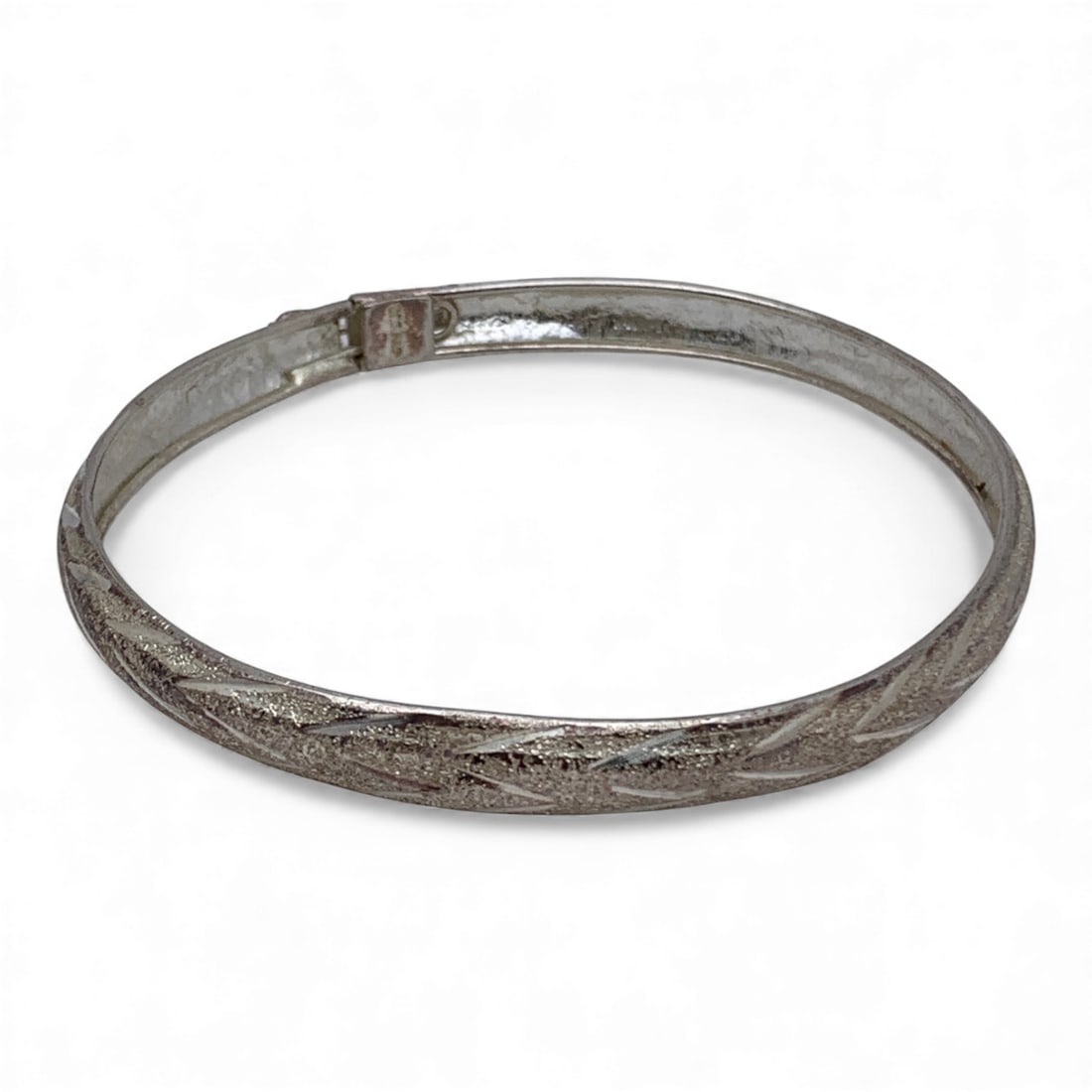 Sterling Silver Hinge Bracelet: Marked 925 - 2 1/4" Inside Width - 4.0 Grams