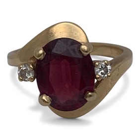 14k Gold Ring With Diamonds & Red Tourmaline