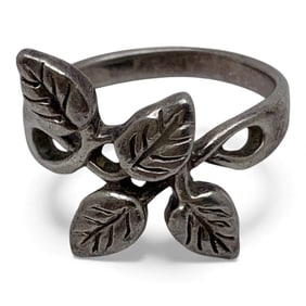 Sterling Silver Leaf Ring