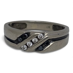 10k White Gold Ring With White & Black Diamonds