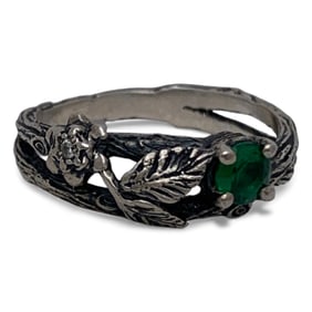 Sterling Silver Ring With Green Stone