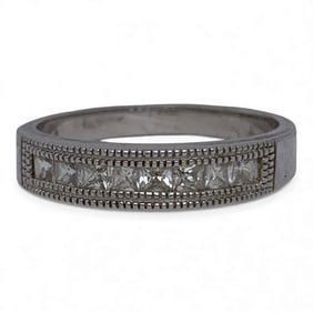 Sterling Silver Ring With Clear Stones