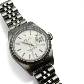 Woman's Rolex Oyster Date Swiss Wrist Watch