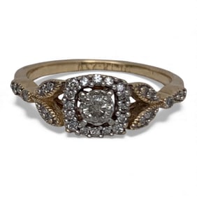 10k Yellow Gold & Diamond Ring
