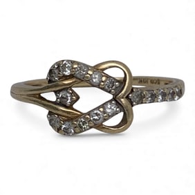 10k Yellow Gold & Diamond Ring