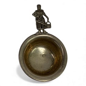 Figural Miniature Porringer
