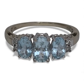 10k White Gold Diamond & Aquamarine Ring