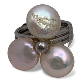 Sterling Silver Ring With Pearls