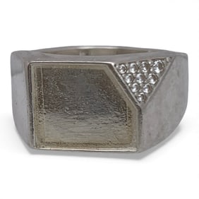 Sterling Silver Ring With Clear Stones