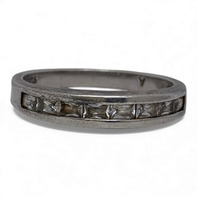 Sterling Silver Ring With Clear Stones