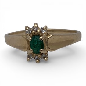 14k Yellow Gold Diamond & Emerald Ring