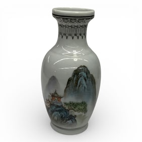 Chinese Porcelain Hand Painted Vase