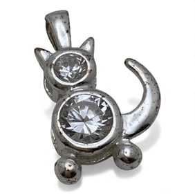 Sterling Silver Pendant With Clear Stones