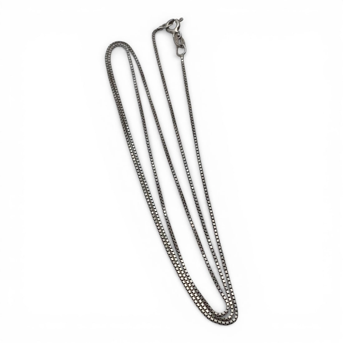 Sterling Silver Box Chain Necklace: Marked 925 - 24 1/2" Long - 2.5 Grams