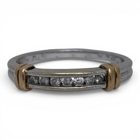10k White Gold & Diamond Ring